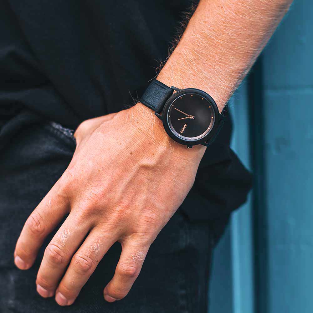 Loihi - Ebony Watches Aarni