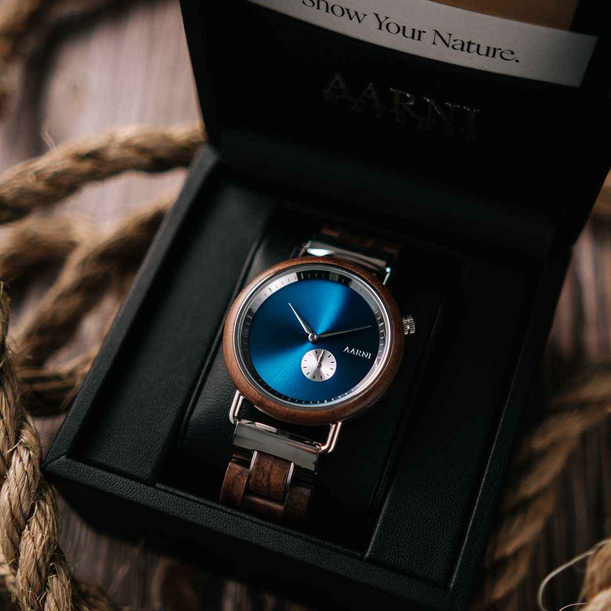 Sirius - Walnut