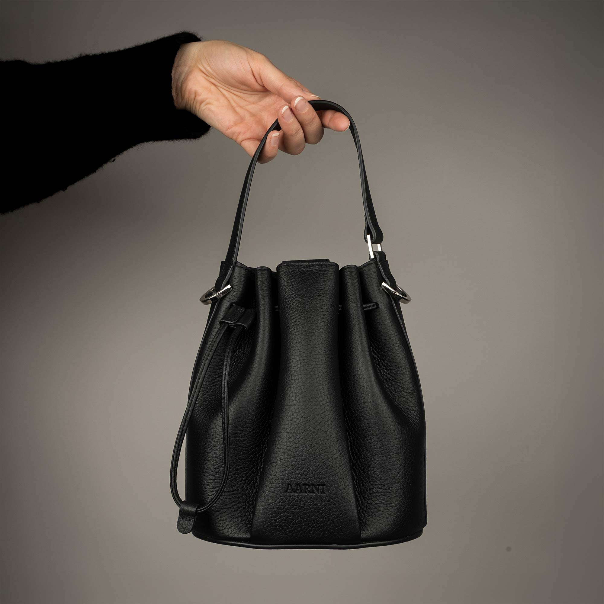 Bea Bucket Bag (Schwarz)