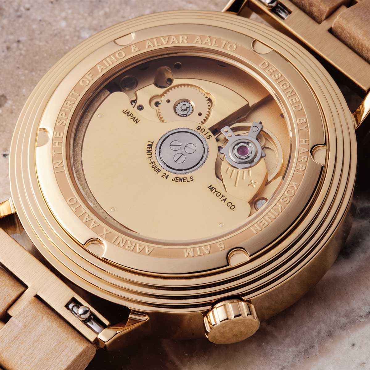 L38 Automatic - Gold
