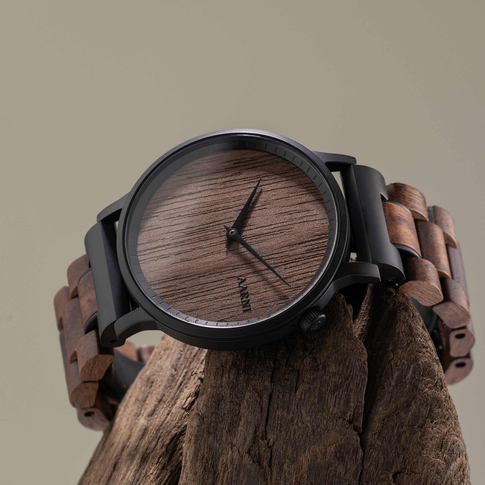Leon - Walnut - AARNI
