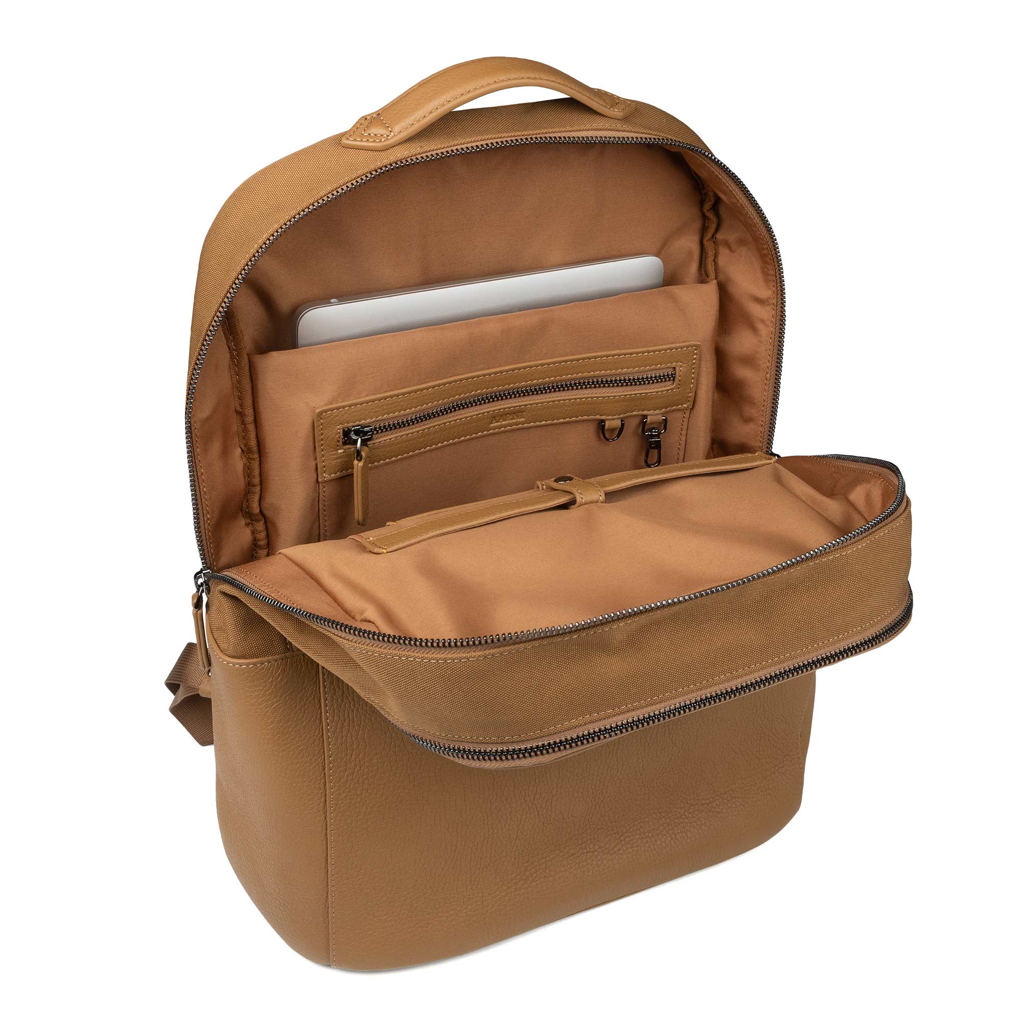 Tulossa pian: Athos reppu (konjakki)