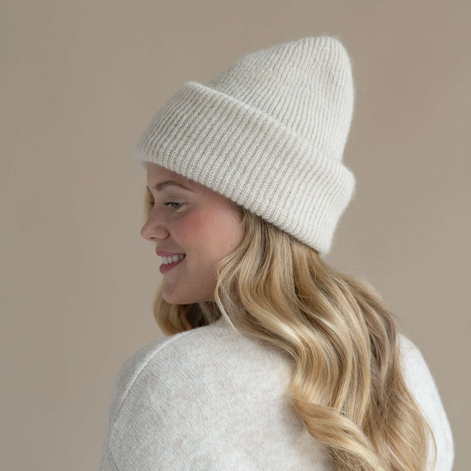 Mohair Beanie (Vanilla)
