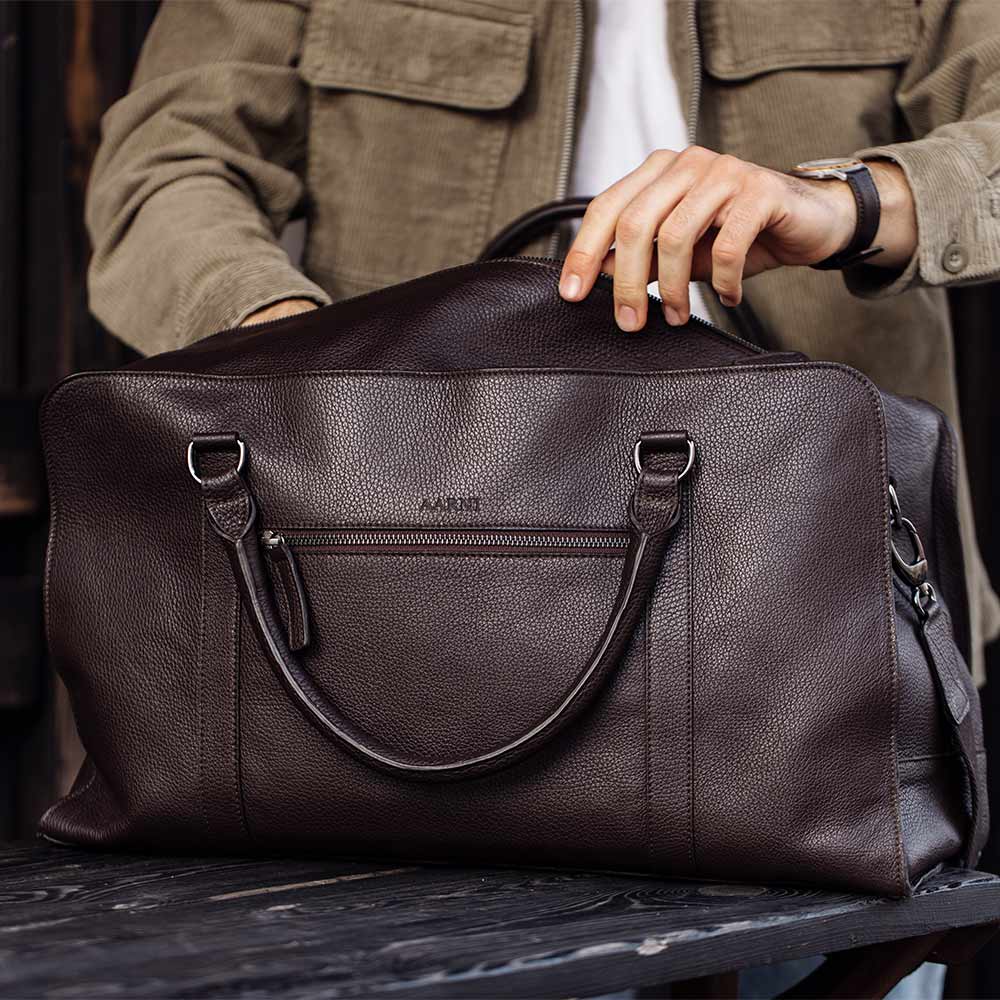 Weekend leather 2024 bag